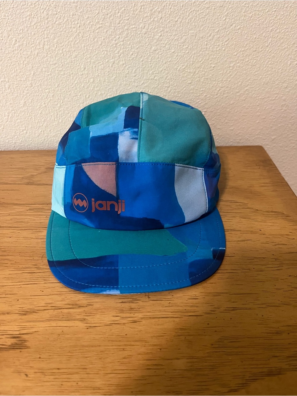 Janji AFO Hyperlight Blue Aqua Multi-Print Running Cap